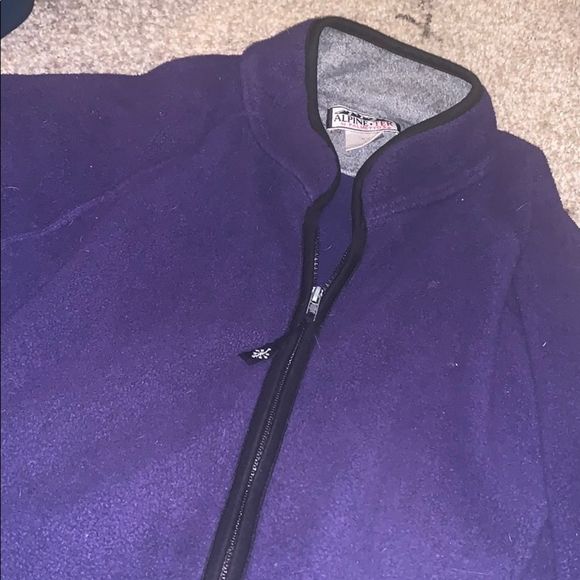 navy sweater - Picture 4 of 4